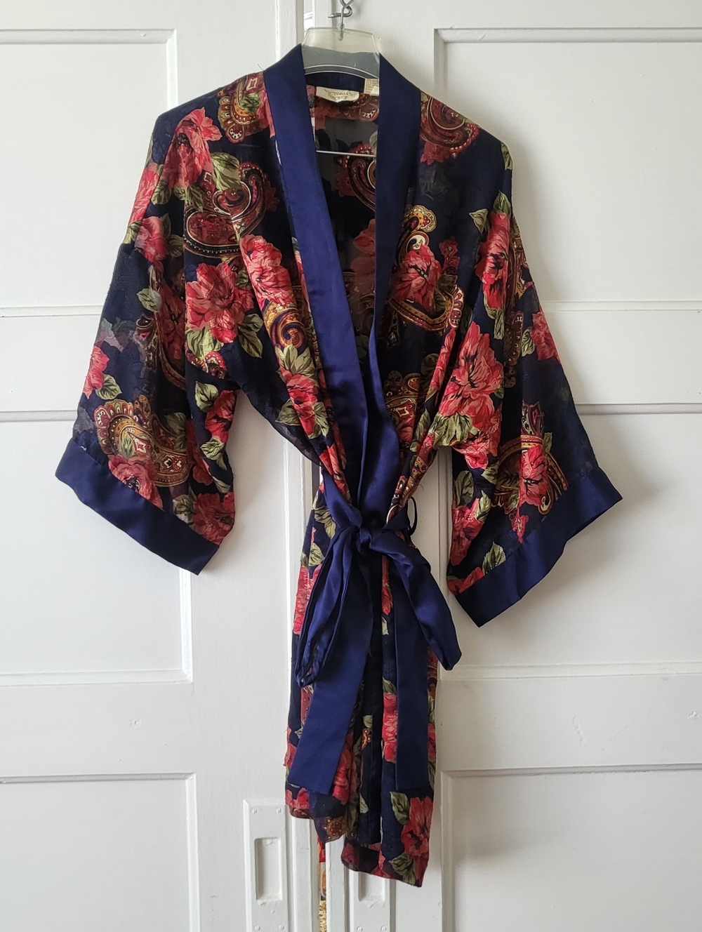 VTG Victoria's Secret Gold Label Floral Paisley Kimono Robe Navy Satin OS